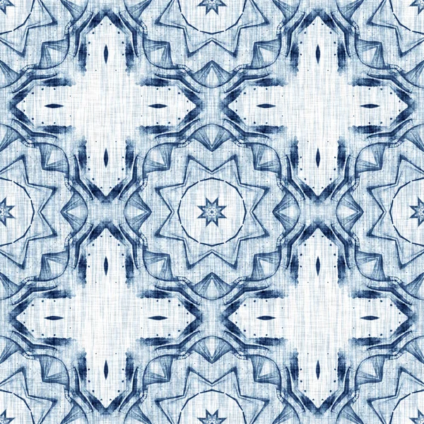 Indigo Dye Wash Coastal Damask Quilt Seamless Pattern Вимитий Ефект — стокове фото