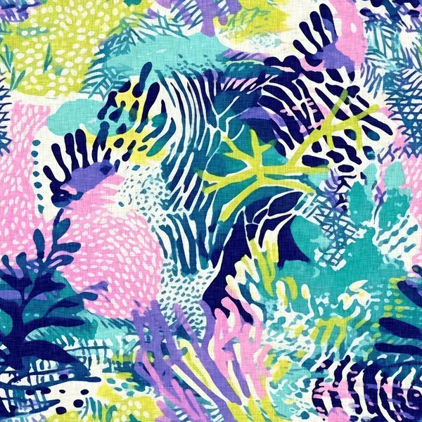 켈프와바 해초가 잔물결을 일으키고 해안의 패턴은 효과가 디자인을 산호초 프린트와 — 스톡 사진