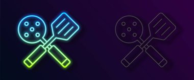 Parlayan neon çizgisi Spatula simgesi siyah arkaplanda izole edildi. Mutfak spatula ikonu. Barbekü spatula işareti. Barbekü ve ızgara aleti. Vektör