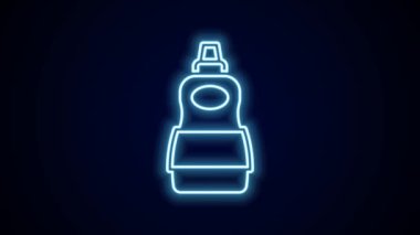 Parlayan neon hattı siyah arkaplanda izole edilmiş sıvı şişe ikonu. Bulaşık yıkamak için sıvı deterjan. 4K Video hareketli grafik canlandırması.