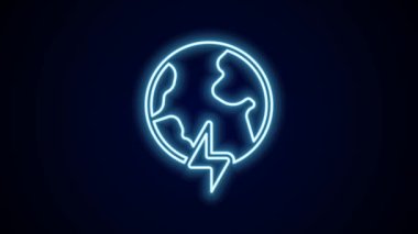 Parlayan neon hattı, siyah arka planda izole edilmiş şimşek simgesi olan Küresel Enerji gezegeni. Ekoloji konsepti ve çevre. 4K Video hareketli grafik canlandırması.