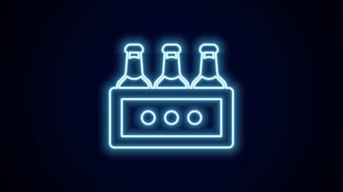 Parlayan neon hattı bira şişesi ikonu siyah arka planda izole edildi. Tahta kutu ve bira şişeleri. Kutu bira kutusu tabelası. 4K Video hareketli grafik canlandırması.