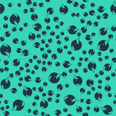 Kara Ay ve yıldızların simgesi yeşil arka planda izole edilmiş kusursuz desen. Bulutlu gece işareti. Uyku rüyalarının sembolü. Dolunay. Gece ya da yatak zamanı tabelası. Vektör