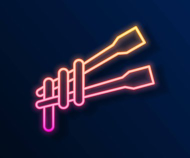 Siyah arka planda izole edilmiş erişte ikonu olan parlak neon çizgili yemek çubukları. Asya yemekleri için tahta Kore çubukları. Doğulu aletler. Vektör