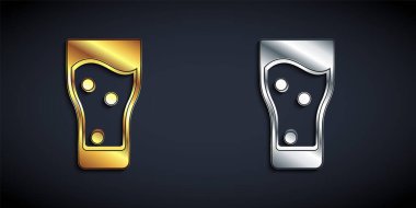 Siyah arka planda izole edilmiş altın ve gümüş bardak bira ikonu. Uzun gölge tarzı. Vektör
