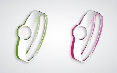 Kağıt kesiği elmas nişan yüzüğü ikonu gri arka planda izole edilmiş. Kağıt sanatı tarzı. Vektör