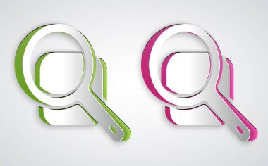 Kağıt kesiği büyüteç simgesi gri arkaplanda izole edilmiş. Arama, odaklanma, yakınlaştırma, iş sembolü. Kağıt sanatı tarzı. Vektör