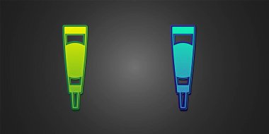 Yeşil ve mavi krem ya da siyah arkaplanda izole edilmiş losyon kozmetik tüp ikonu. Kadınlar için vücut bakım ürünleri. Vektör