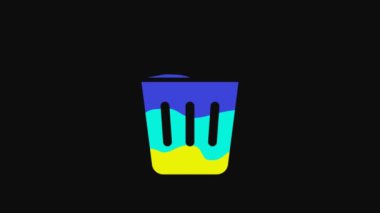 Yellow Trash can icon isolated on black background. Garbage bin sign. Recycle basket icon. Office trash icon. 4K Video motion graphic animation.