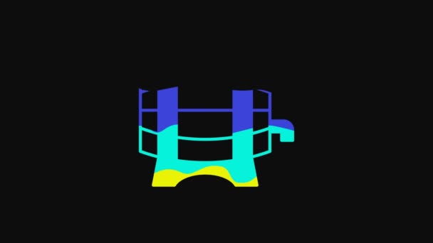 Желтая бочка Вудена на стойке со значком стоп-крана, выделенным на черном фоне. Видеографическая анимация 4K.