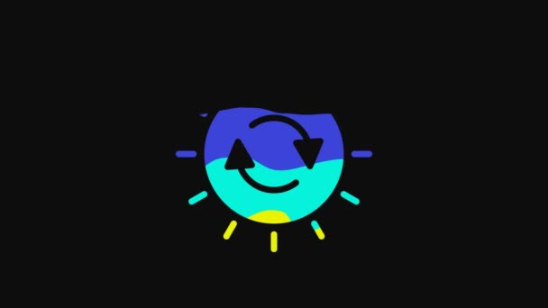黒の背景に隔離された黄色の太陽エネルギーパネルアイコン 雷のシンボルと太陽 4Kビデオモーショングラフィックアニメーション — ストック動画