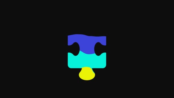 Yellow Puzzle Pieces Toy Icon Isolated Black Background Video Motion — Vídeo de Stock