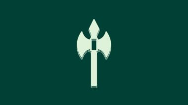 Beyaz Ortaçağ balta simgesi yeşil arka planda izole edildi. Savaş baltası, cellat baltası. Ortaçağ silahı. 4K Video hareketli grafik canlandırması.