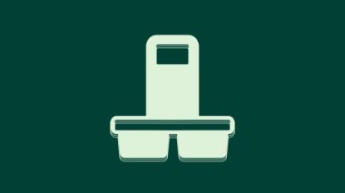 Yeşil arka planda izole edilmiş beyaz kahve fincanı. 4K Video hareketli grafik canlandırması.