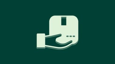 Yeşil arka planda izole edilmiş karton kutu simgesi olan beyaz teslimat eli. Kuryeyle kapı kapı dolaşacağız. 4K Video hareketli grafik canlandırması.