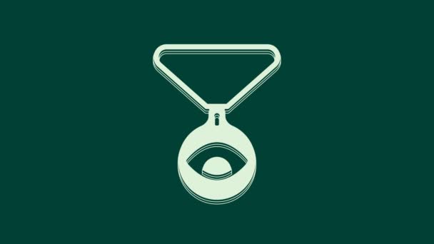 Weißes Medaillon Einer Kette Mit Augensymbol Auf Grünem Hintergrund Magisches — Stockvideo