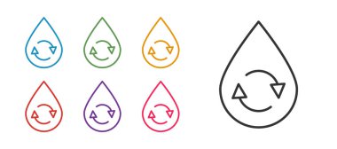 Beyaz arkaplanda izole edilmiş temiz su simgesini geri dönüştür. İşaret geri dönüşümlü bir damla su. Simgeleri renklendirin. Vektör