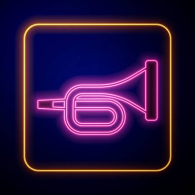 Parlayan neon müzik aleti trompet ikonu siyah arka planda izole edilmiş. Vektör