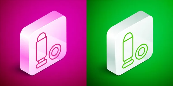在粉色和绿色背景上隔离的等距线子弹图标 银方按钮 — 图库矢量图片