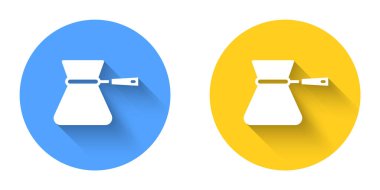 Beyaz Kahve Türk ikonu uzun gölgeli arka planda izole edilmiş. - Kahve. Çember düğmesi. Vektör