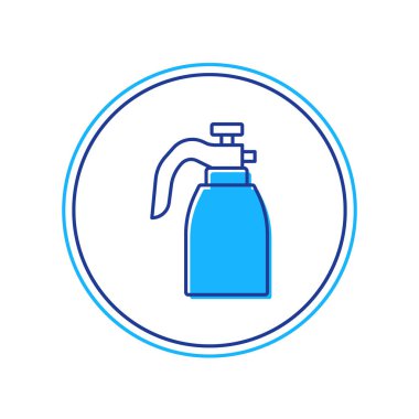 Su, gübre ve beyaz arka planda izole edilmiş kimyasal ikon için bahçe spreyi doldurulmuş. Vektör