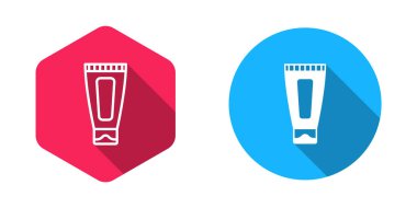 Krem ya da losyon kozmetik tüp ikonu uzun gölge arkaplanı ile izole edilmiş. Kadınlar için vücut bakım ürünleri. Vektör.