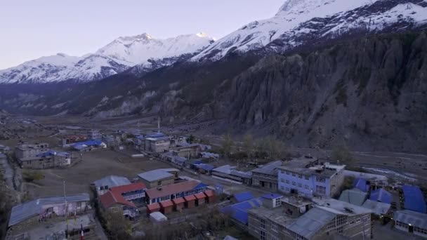 Flying Village Manang Nepal Viewing Landscape Himalayas — Stock Video