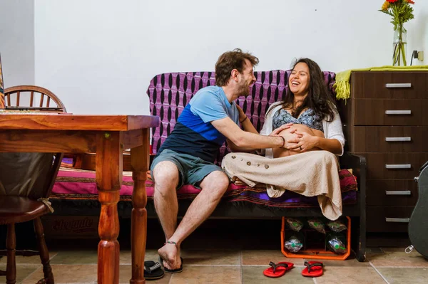 Pregnant Heterosexual Adult Couple Caucasian Argentine Man Brazilian Woman Happy — Stock Photo, Image
