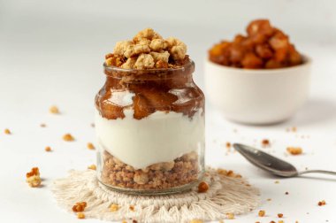 Sweets: dessert with apples and crumble