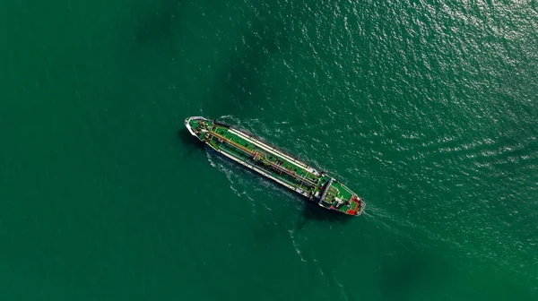 Πετρελαιοκίνητο Δεξαμενόπλοιο Υγραέριο Lpg Που Πλέει Πράσινη Θάλασσα Πανοραμική Θέα — Φωτογραφία Αρχείου