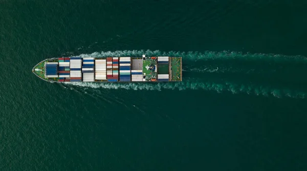 Frachtcontainerschiffe Fahren Mit Voller Geschwindigkeit Auf See Exportgüter Importieren Und — Stockfoto