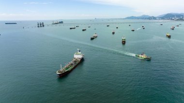 Denize park eden hava gözlem tankeri, Kaba petrol tankeri gemisi ve GAS, körfeze yüklenen LPG tanker gemisi, taşımacılık, yakıt ve enerji atığı hakkında iş ve endüstri,