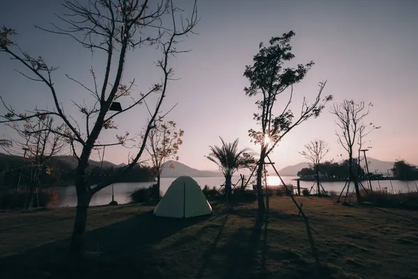 Sonnenuntergang Camping Blick Vintage Stil Kinoton Stockbild