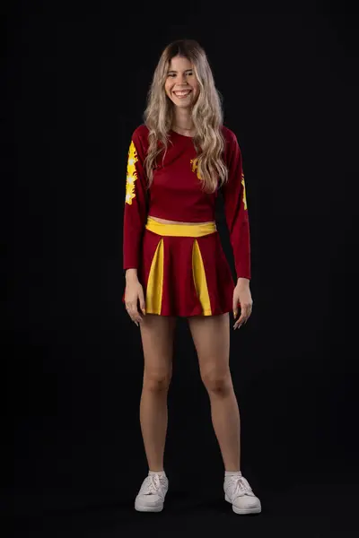 Genç bir kadın, değişik pozları ve yüz ifadeleri olan amigo kız.