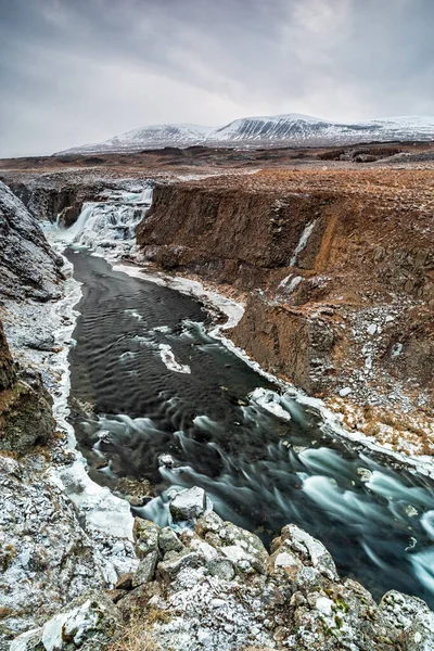 Vista Panorâmica Cachoeira Reykjafoss Rio Varmahlid Norte Islândia Inverno — Fotografia de Stock