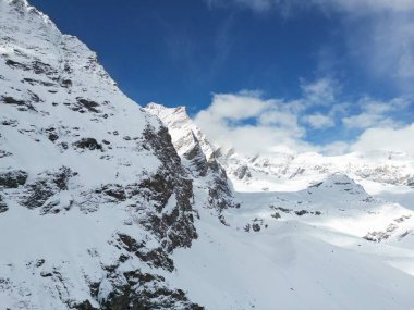 Dağların güzel manzarası