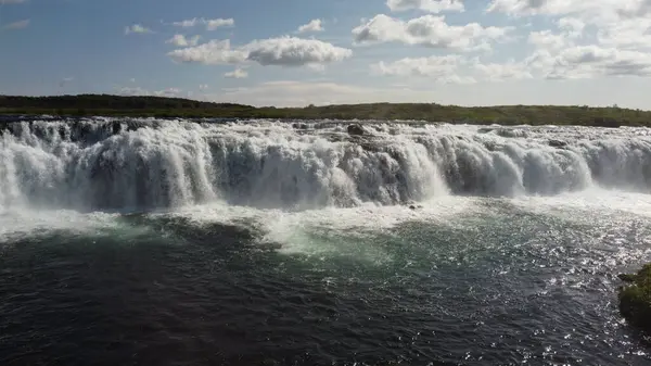Niagara Şelalesi, İzlanda, ABD