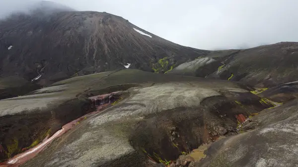Dağların güzel manzarası
