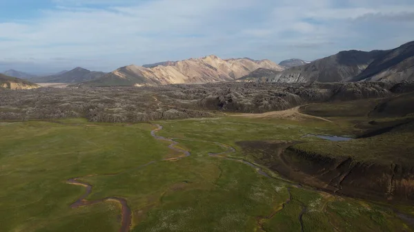 Dağların güzel manzarası
