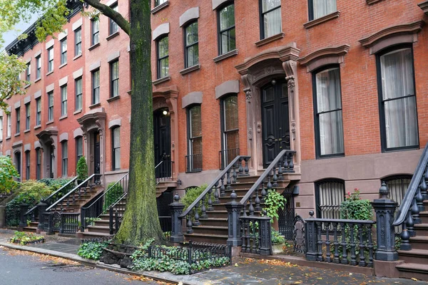 Nueva York Antiguas Casas Adosadas Estilo Brownstone Cerca Greenwich Village — Foto de Stock