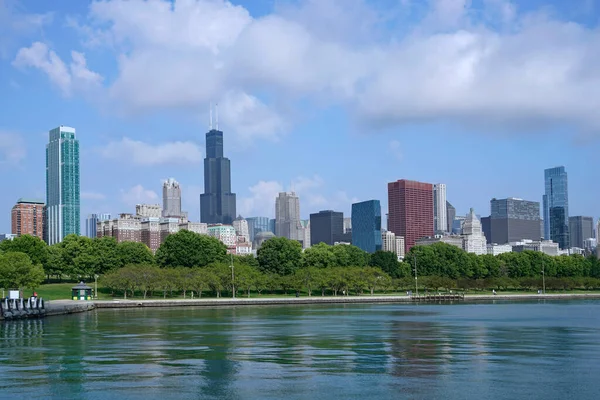 Utsikt Över Grant Park Och Chicago Downton Skyline Från Lake — Stockfoto