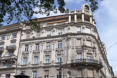 Budapeşte, 19. yüzyılın son derece donanımlı binalarıyla sık sık doğunun Paris 'i olarak anılır.