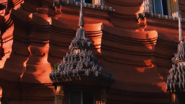 Unique Thai Temple Pagoda Wat Tham Sua Camera Moves Upward — Stock Video