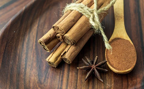 Organic Raw Brown Cinnamon Sticks Anise Star Spice Fruits Seeds Stok Lukisan  