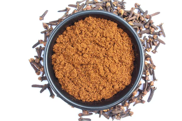Karanfil, üst manzaralı baharat tozu. 