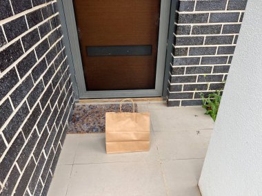 Paket yemek için çeşitli kağıt kaplar. Yüksek kalite fotoğraf