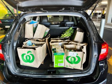 SYDNEY, AUSTRALYA. 18 Mart 2022 'de. Woolworths yüksek kaliteli fotoğraf dağıtıyor