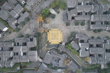 Şangay, Çin, 14 Nisan 2017. Şangay Kulesi 'nden alınan nehirle Şangay ufuk çizgisi manzarası. Yüksek kalite fotoğraf