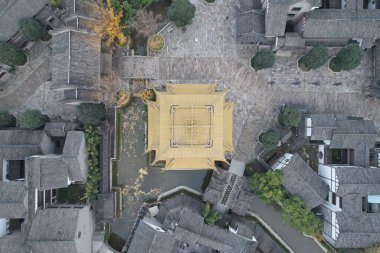 Şangay, Çin, 14 Nisan 2017. Şangay Kulesi 'nden alınan nehirle Şangay ufuk çizgisi manzarası. Yüksek kalite fotoğraf