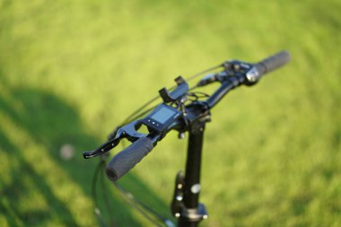 Modern bir elektrikli bisikletin pil paketini kapat. Yüksek kalite fotoğraf